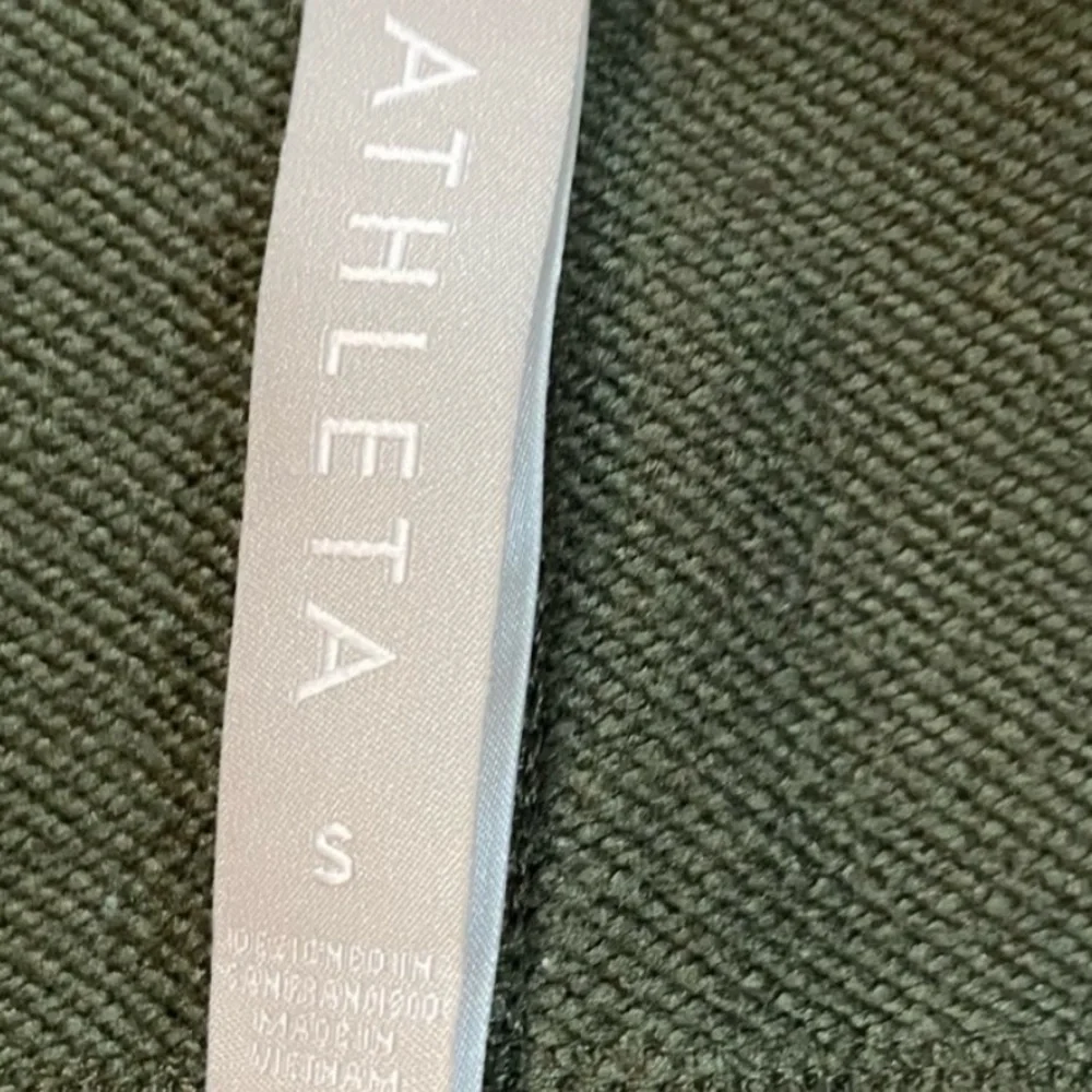 Athleta small acend crop hoodie - Picture 7 of 7
